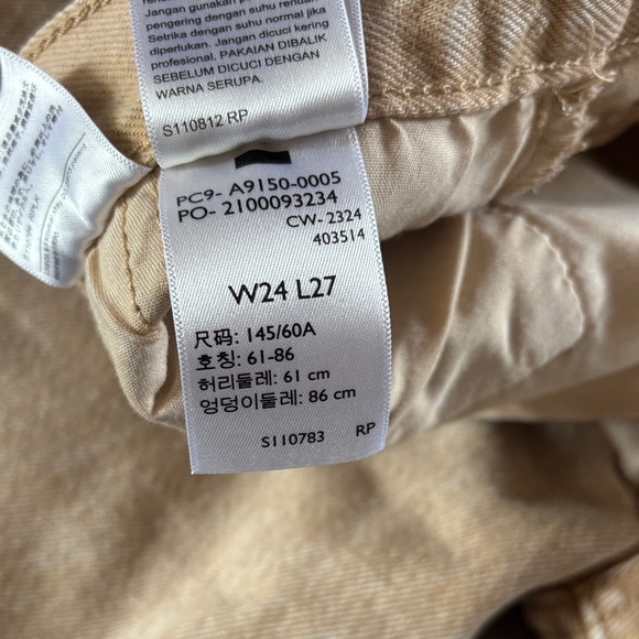 Levi's Jeans - Picture 10 of 11